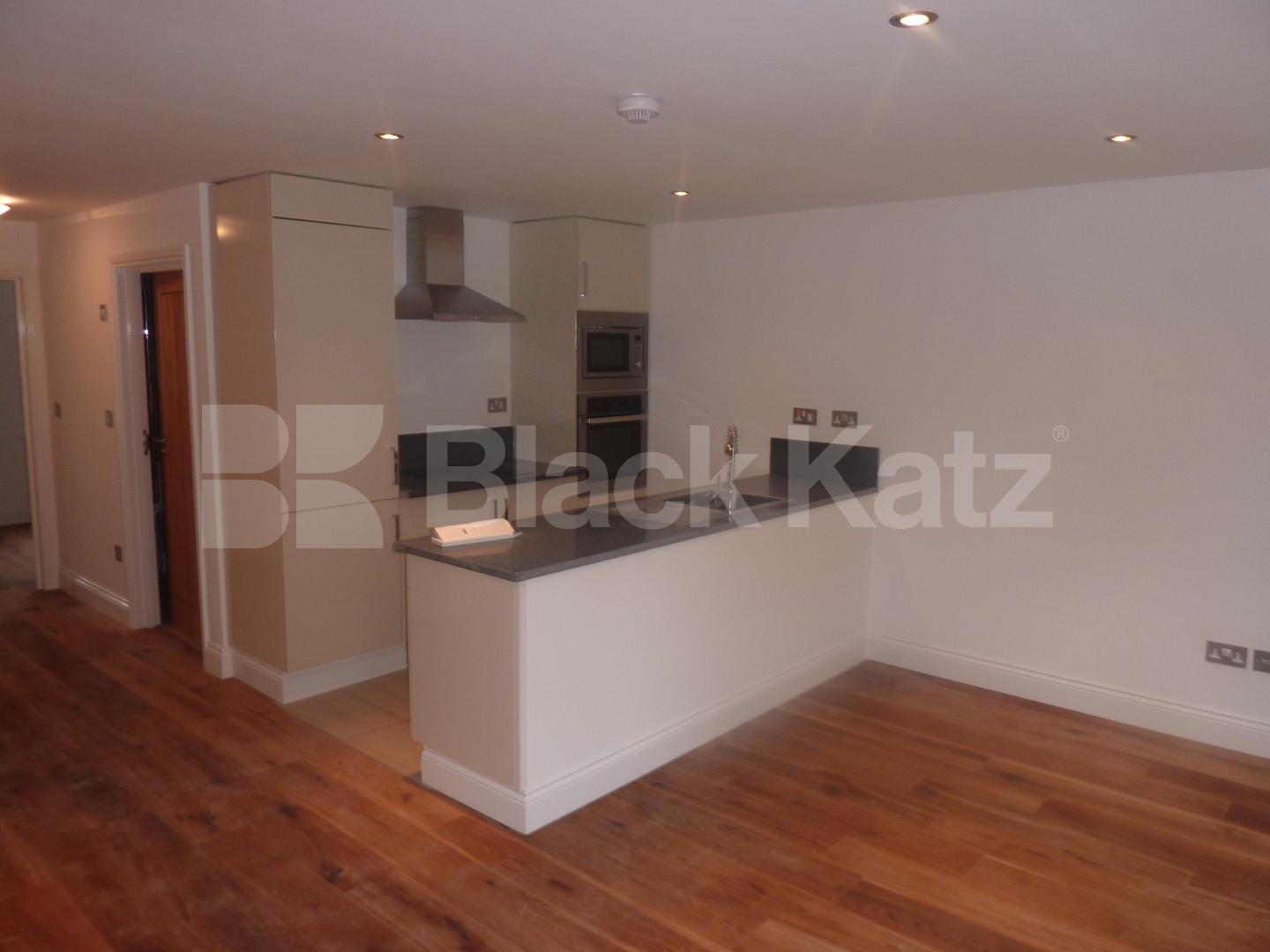 			SELECTION OF NEWLY REFURBISHED 1 BEDS IN CAMDEN !!!!, 1 Bedroom, 1 bath, 1 reception Flat			 Camden Street, CAMDEN